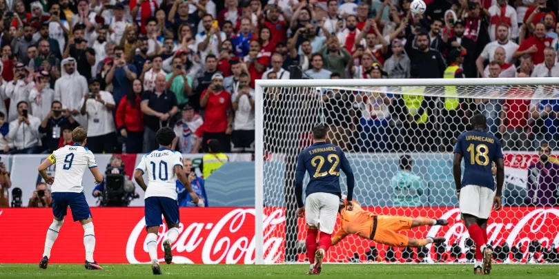 Harry Kane manque son penalty face à la France dans un moment décisif du quart de finale
