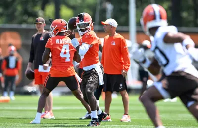 Le débat au poste de quarterback reste ouvert chez les Browns