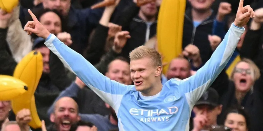 Erling Haaland celebrates scoring against Ipswich Town